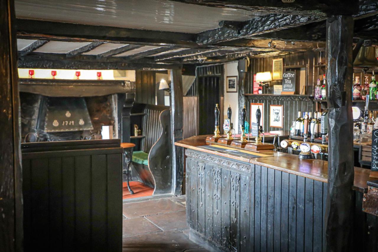 Мини-отель Queens Head Inn, Tirril